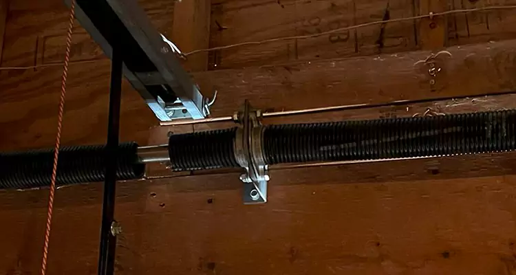 Garage Door Lift Cable Replacement in Palm Springs, FL