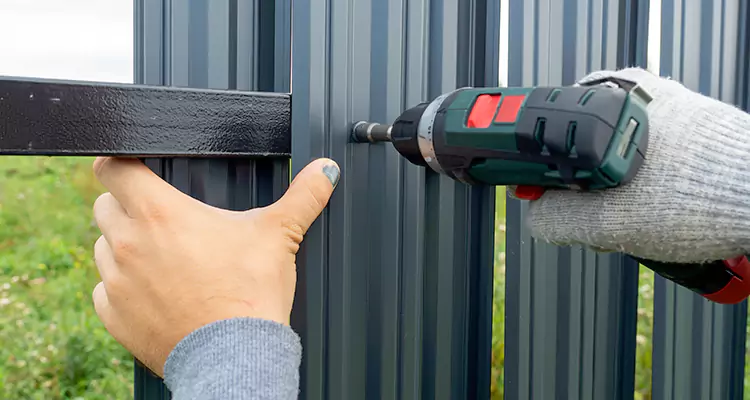 Metal Gate Repair in Palm Springs, FL