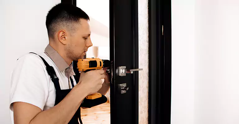 Aluminum Storefront Doors Repair in Palm Springs, FL