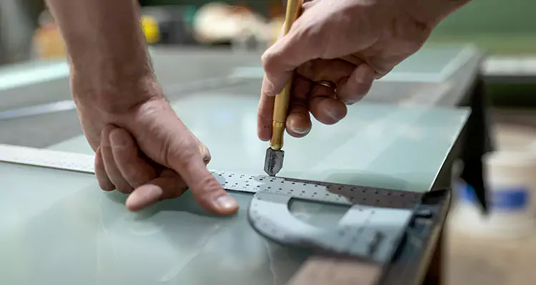 Glass Scratch Repair in Palm Springs, FL