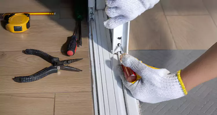 Closet Sliding Door Track Repair in Palm Springs, FL