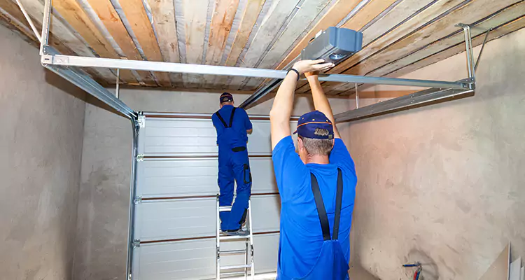 Garage Door Opener Technician in Palm Springs, FL