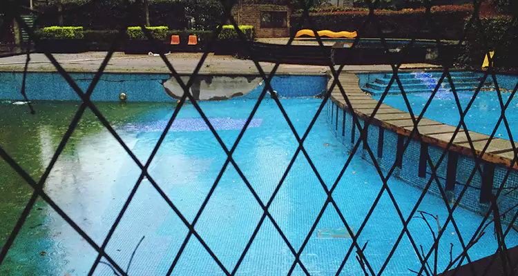 Lanai Screen Repair in Palm Springs, FL