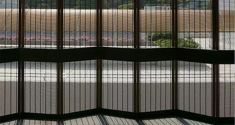 Front Screen Door Repair in Palm Springs, FL