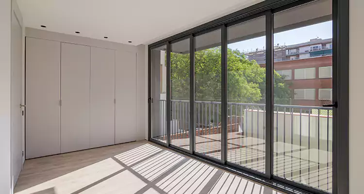 Fix Sliding Screen Door Track in Palm Springs, FL